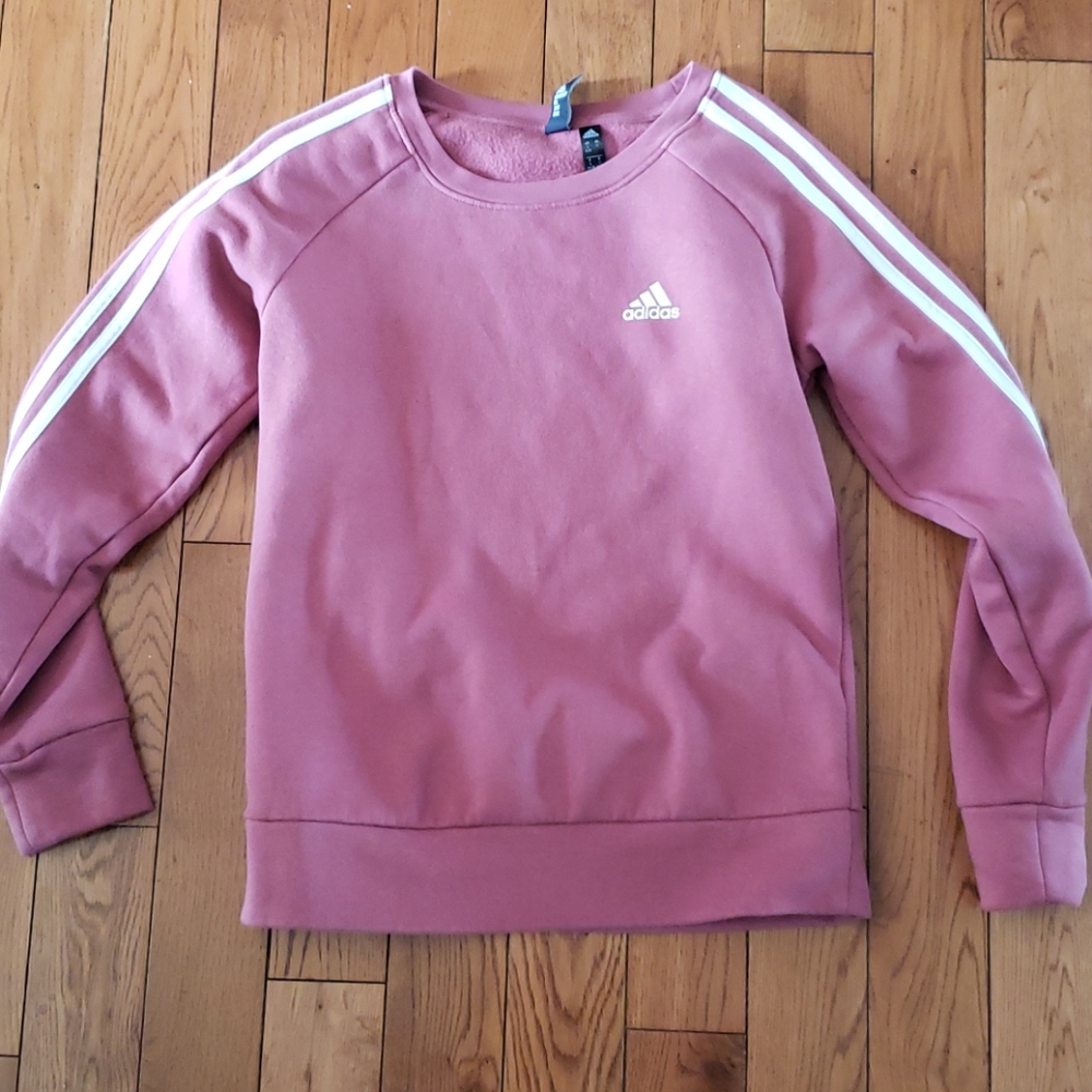 🎁🦋Adidas crewneck
